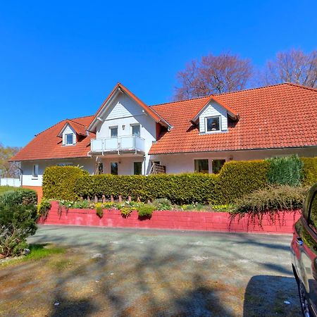 Hansehus Ferienwohnung Nr 3 치노비츠 외부 사진